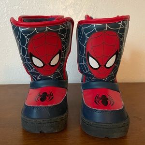 Spider-Man snow boots Sz 10